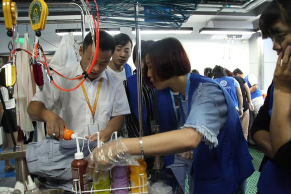 決定服裝干洗加盟開店規(guī)模的因素有哪些 決定服裝干洗加盟開店規(guī)模的因素有哪些